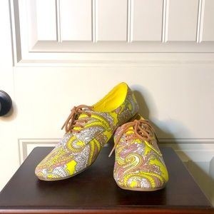 Yellow paisley shoes